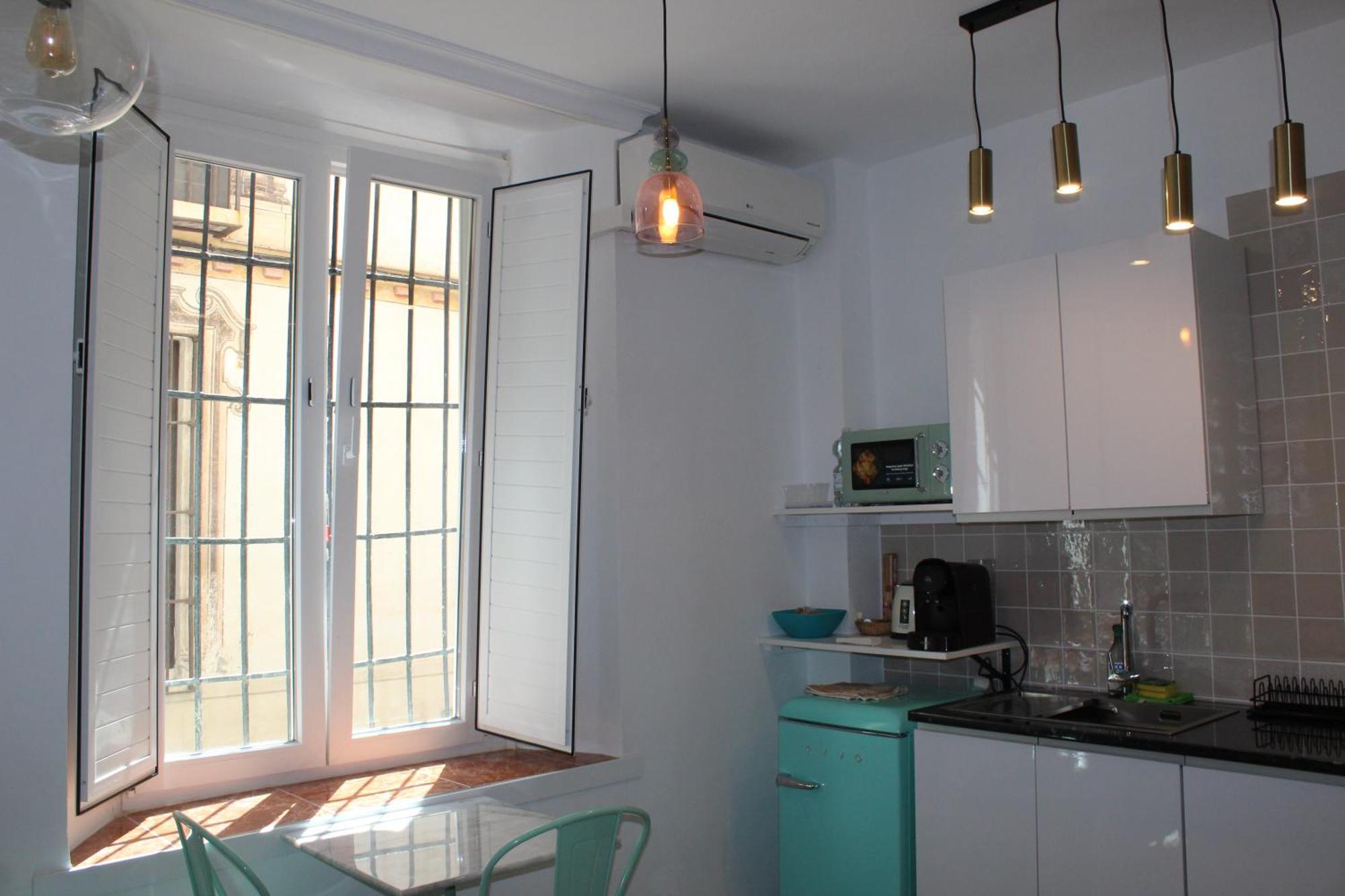 Iyourbasics Lovely Studio Hinestrosa 23 Free Wifi&Ac مالقة المظهر الخارجي الصورة